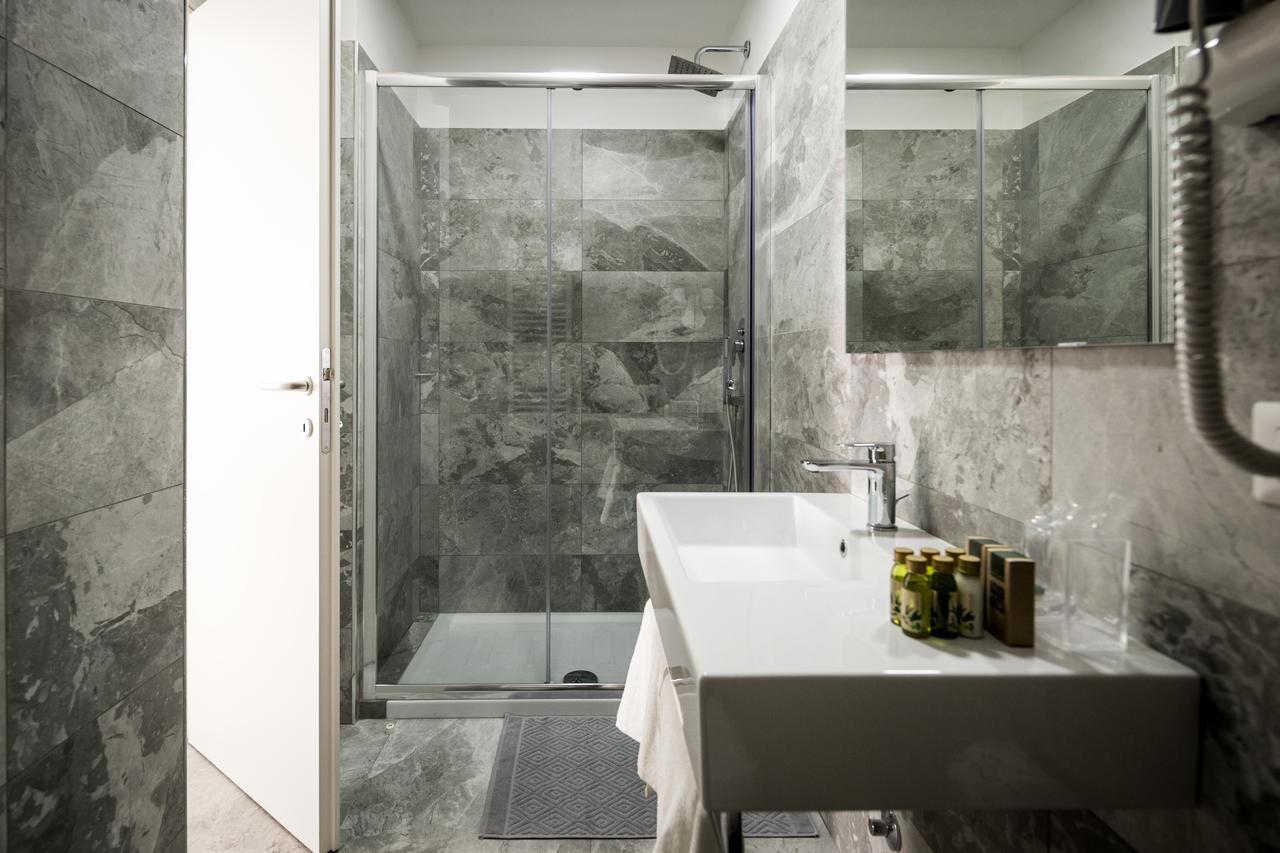 Vinci House Hotel Рим Екстериор снимка